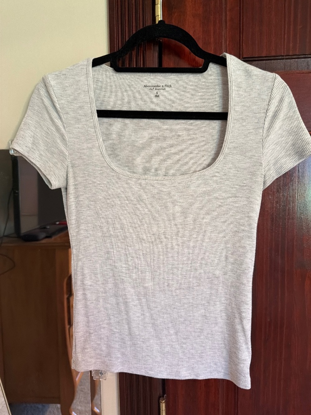 A&F Ribbed Top